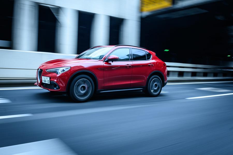  Alfa Romeo Stelvio (949) 2018 года  (JP) (фото 31 из 32)